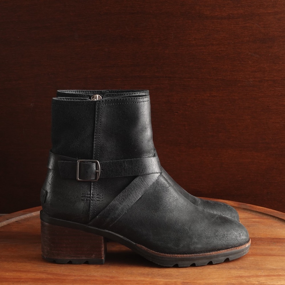 Sorel Boots WMS SZ 7.5 BLK Cate Buckle Leather Waterproof Outdoor Utility Biker